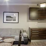 Marea Apartments